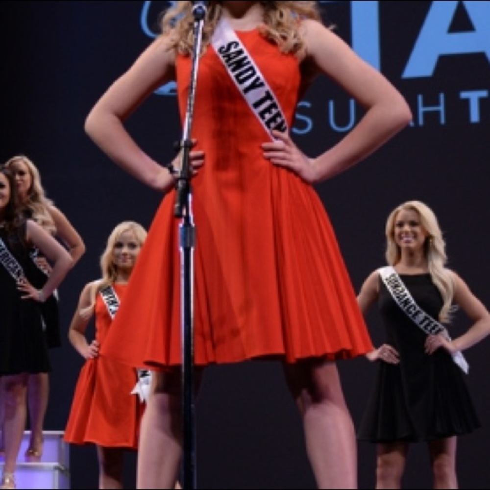 red a-line short dress